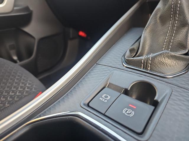 ライズ Ｚ　ハイブリッド　全周囲カメラ　クリアランスソナー　オートクルーズコントロール　レーンアシスト　衝突被害軽減システム　ＴＶ　アルミホイール　スマートキー　シートヒーター　ＣＶＴ　ＵＳＢ　Ｂｌｕｅｔｏｏｔｈ　ＥＳＣ（9枚目）