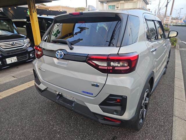 ライズ Ｚ　ハイブリッド　全周囲カメラ　クリアランスソナー　オートクルーズコントロール　レーンアシスト　衝突被害軽減システム　ＴＶ　アルミホイール　スマートキー　シートヒーター　ＣＶＴ　ＵＳＢ　Ｂｌｕｅｔｏｏｔｈ　ＥＳＣ（17枚目）