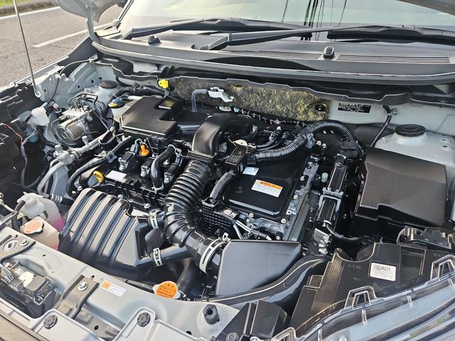 ライズ Ｚ　ハイブリッド　全周囲カメラ　クリアランスソナー　オートクルーズコントロール　レーンアシスト　衝突被害軽減システム　ＴＶ　アルミホイール　スマートキー　シートヒーター　ＣＶＴ　ＵＳＢ　Ｂｌｕｅｔｏｏｔｈ　ＥＳＣ（20枚目）