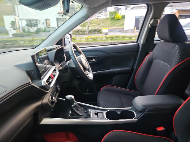 ライズ Ｚ　ハイブリッド　全周囲カメラ　クリアランスソナー　オートクルーズコントロール　レーンアシスト　衝突被害軽減システム　ＴＶ　アルミホイール　スマートキー　シートヒーター　ＣＶＴ　ＵＳＢ　Ｂｌｕｅｔｏｏｔｈ　ＥＳＣ（54枚目）