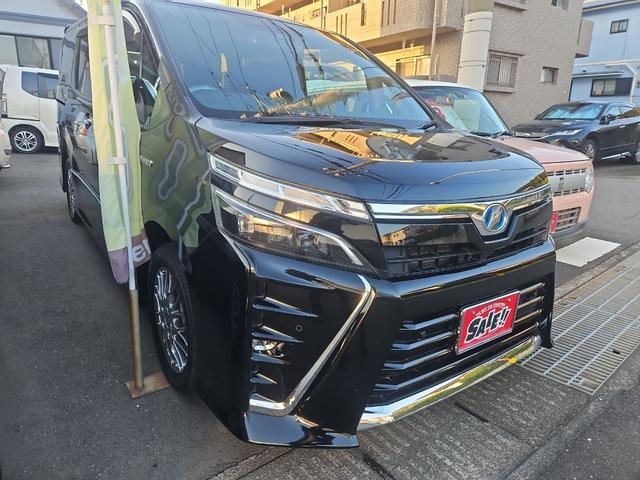 ヴォクシー ハイブリッドＺＳ　煌ＩＩ　ドライブレコーダー　バックカメラ　ＴＶ　クリアランスソナー　オートクルーズコントロール　レーンアシスト　衝突被害軽減システム　両側電動スライドドア　オートマチックハイビーム　ＬＥＤヘッドランプ（23枚目）