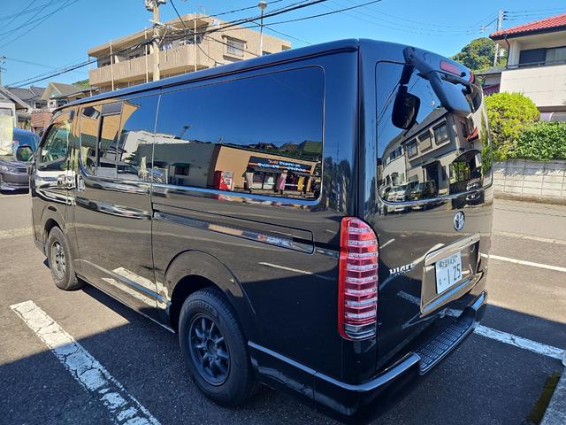 ハイエースバン ロングスーパーＧＬ　ＴＶ　両側スライドドア　電動格納ミラー　ＡＴ　アルミホイール　１００Ｖ電源　エアコン　運転席エアバッグ　助手席エアバッグ（17枚目）