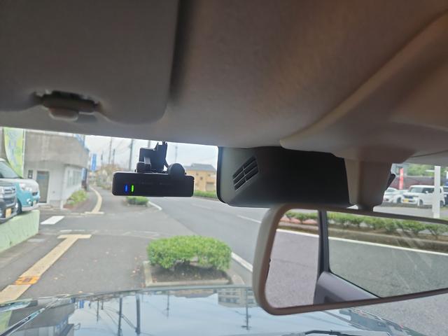 ご覧いただきありがとうございます♪気になったお車がありましたらお気軽にお電話をください♪