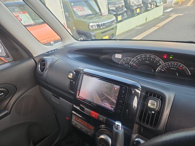 タント カスタムＸリミテッド　電動スライドドア　ＴＶ　ＨＩＤ　スマートキー　ベンチシート　ＣＶＴ　盗難防止システム　ＡＢＳ　アルミホイール　衝突安全ボディ　エアコン　パワーステアリング（2枚目）
