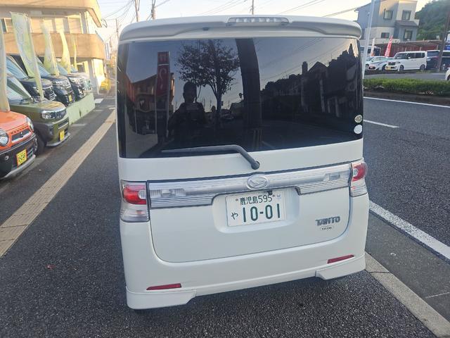 タント カスタムＸリミテッド　電動スライドドア　ＴＶ　ＨＩＤ　スマートキー　ベンチシート　ＣＶＴ　盗難防止システム　ＡＢＳ　アルミホイール　衝突安全ボディ　エアコン　パワーステアリング（22枚目）