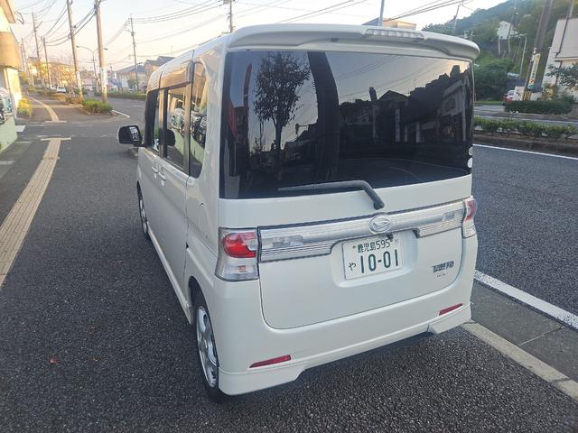 タント カスタムＸリミテッド　電動スライドドア　ＴＶ　ＨＩＤ　スマートキー　ベンチシート　ＣＶＴ　盗難防止システム　ＡＢＳ　アルミホイール　衝突安全ボディ　エアコン　パワーステアリング（24枚目）