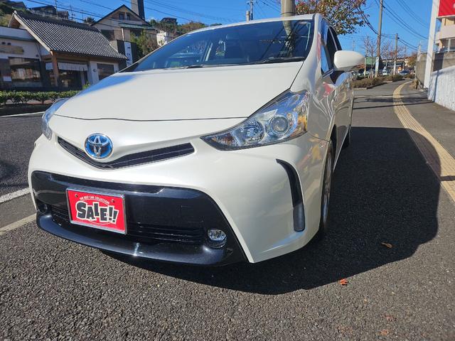 プリウスアルファ Ｓ　ＥＴＣ　アルミホイール　後席モニター　スマートキー　３列シート　ＣＶＴ　盗難防止システム　衝突安全ボディ　ＡＢＳ　ＥＳＣ　エアコン　パワーステアリング　パワーウィンドウ　運転席エアバッグ（12枚目）