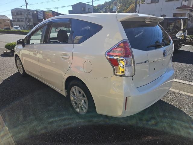 プリウスアルファ Ｓ　ＥＴＣ　アルミホイール　後席モニター　スマートキー　３列シート　ＣＶＴ　盗難防止システム　衝突安全ボディ　ＡＢＳ　ＥＳＣ　エアコン　パワーステアリング　パワーウィンドウ　運転席エアバッグ（27枚目）