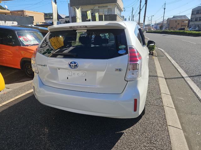 プリウスアルファ Ｓ　ＥＴＣ　アルミホイール　後席モニター　スマートキー　３列シート　ＣＶＴ　盗難防止システム　衝突安全ボディ　ＡＢＳ　ＥＳＣ　エアコン　パワーステアリング　パワーウィンドウ　運転席エアバッグ（36枚目）