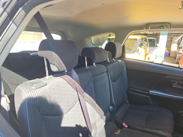 プリウスアルファ Ｓ　ＥＴＣ　アルミホイール　後席モニター　スマートキー　３列シート　ＣＶＴ　盗難防止システム　衝突安全ボディ　ＡＢＳ　ＥＳＣ　エアコン　パワーステアリング　パワーウィンドウ　運転席エアバッグ（47枚目）