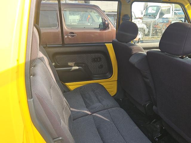 ネイキッド Ｇ　キーレスエントリー　ベンチシート　ＡＴ　ＣＤ　衝突安全ボディ　エアコン　パワーステアリング　パワーウィンドウ（6枚目）