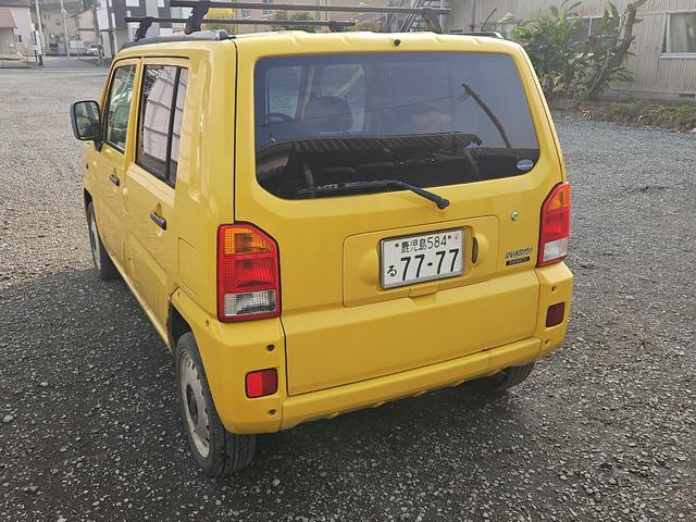 ネイキッド Ｇ　キーレスエントリー　ベンチシート　ＡＴ　ＣＤ　衝突安全ボディ　エアコン　パワーステアリング　パワーウィンドウ（14枚目）