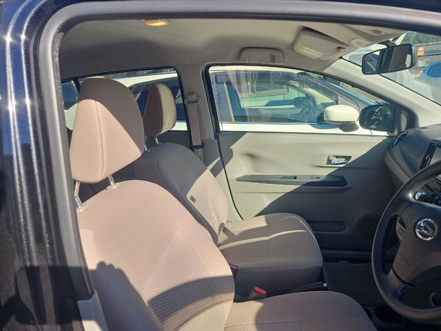 ミライース Ｘ　キーレスエントリー　アイドリングストップ　ＣＶＴ　盗難防止システム　ＡＢＳ　ＣＤ　アルミホイール　衝突安全ボディ　エアコン　パワーステアリング　パワーウィンドウ（6枚目）