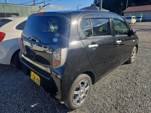 ミライース Ｘ　キーレスエントリー　アイドリングストップ　ＣＶＴ　盗難防止システム　ＡＢＳ　ＣＤ　アルミホイール　衝突安全ボディ　エアコン　パワーステアリング　パワーウィンドウ（11枚目）