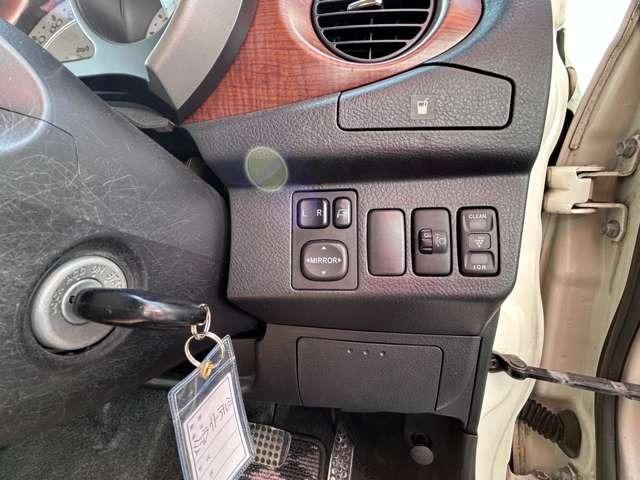 ミラジーノ プレミアムＸ　クラリオンメモリーナビ＆フルセグＴＶ・ＣＤ・ＤＶＤ・Ｂｌｕｅｔｏｏｔｈオーディオ・４ＡＴ車・バックカメラ・プラズマクラスター付オートＡ／Ｃ・モモ製ウッドコンビハンドル・純正エアロ＆ミニライト製（16枚目）