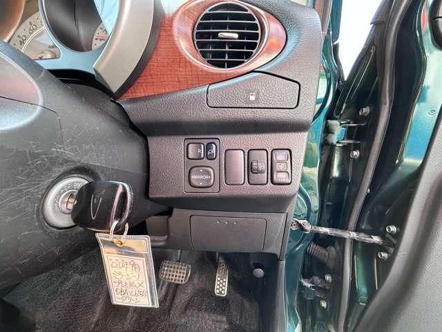 ミラジーノ プレミアムＸ　純正ＣＤ・ＭＤ・イオン付オートＡ／Ｃ・本革調コンビシート・４ＡＴ車・モモ製ウッドコンビハンドル・純正１４インチアルミ・フォク・ウッドコンビシフトノブ＆パネル（13枚目）