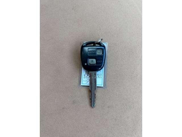 ミラジーノ プレミアムＸ　純正ＣＤ・ＭＤ・イオン付オートＡ／Ｃ・本革調コンビシート・４ＡＴ車・モモ製ウッドコンビハンドル・純正１４インチアルミ・フォク・ウッドコンビシフトノブ＆パネル（19枚目）