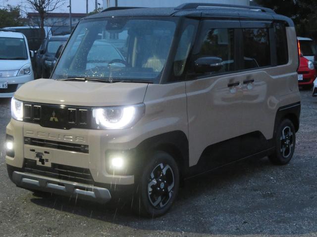 デリカミニ T プレミアム 2トーン ルーフレール アラウンドビュー ステアリングヒーター(8枚目)