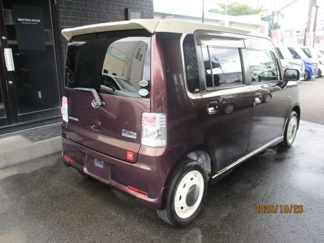 ムーヴコンテ カスタム　Ｘ　走行６６０００ｋｍ　ベージュツートン　スマートキー　ベンチシート　ＨＩＤライト　ＣＤ　盗難防止システム　運転席・助手席エアバッグ（12枚目）