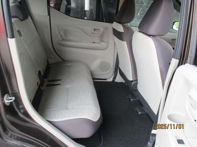 デイズ Ｘ　走行３７０００ｋｍ　レーダーブレーキ　パナソニックナビＴＶ　全方位モニター　前後ドライブレコーダー　アイドリングストップ（17枚目）