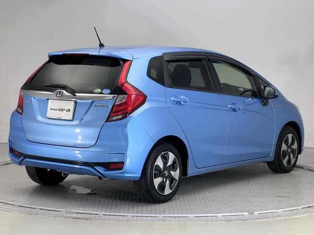 フィットハイブリッド １．５　ハイブリッド　Ｌ　ホンダセンシング　純正ナビ　Ｂｌｕｅｔｏｏｔｈ　バックカメラ（2枚目）