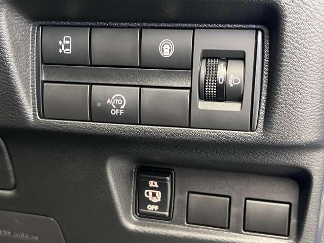 アイドリングストップ機能付きです。