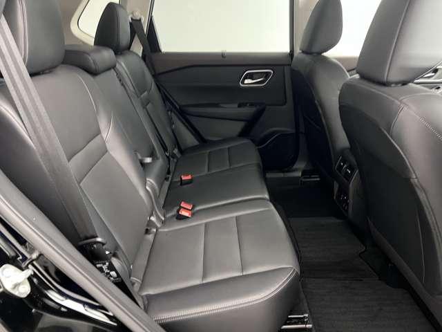 エクストレイル 1.5 G e-4ORCE 4WD HUD ETC ワイヤレス充電 プロパイロット シ(18枚目)