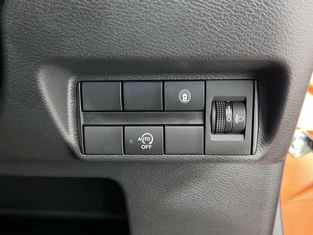 アイドリングストップ機能付きです。