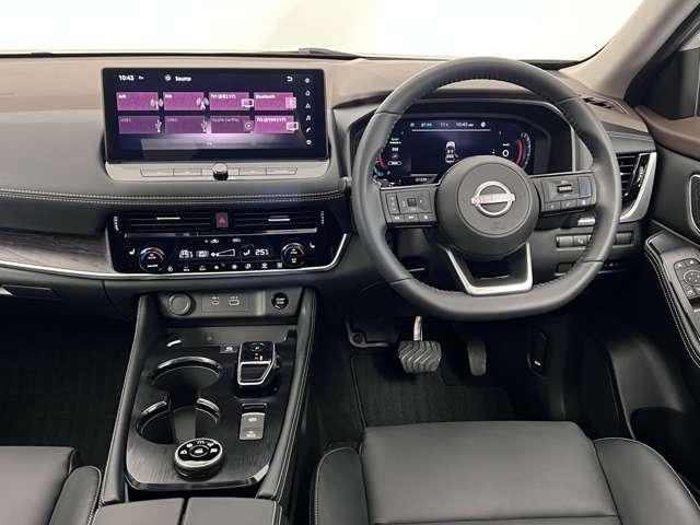 エクストレイル １．５　Ｇ　ｅ－４ＯＲＣＥ　４ＷＤ　ワイヤレス充電　ＨＵＤ　シートメモリー　シート（16枚目）