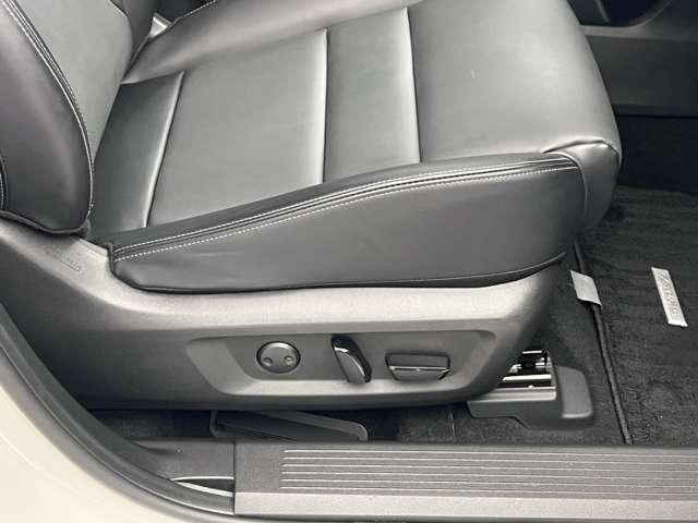 エクストレイル １．５　Ｇ　ｅ－４ＯＲＣＥ　４ＷＤ　ワイヤレス充電　ＨＵＤ　シートメモリー　シート（18枚目）