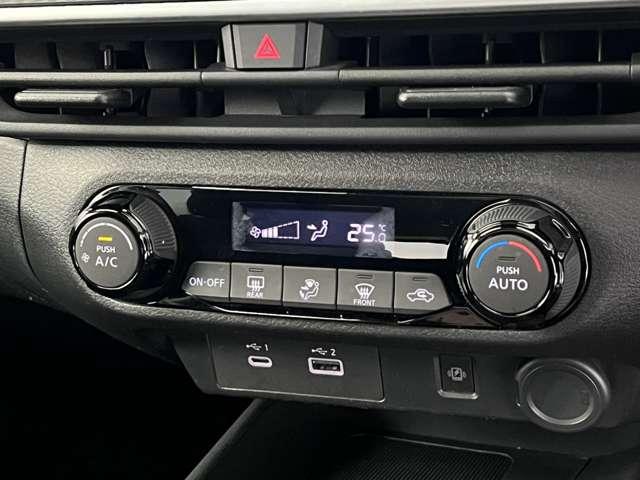 ノート １．２　Ｘ　ＥＴＣ　ワイヤレス充電　ドラレコ　全周囲カメラ（8枚目）