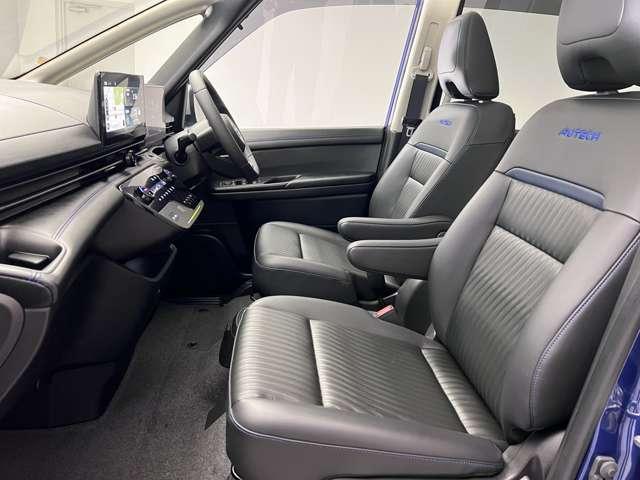 �y�ԓ����[���N���[�j���O�ρz���X�^�b�t�ɂ��ԓ��͂��ꂢ�Ƀ��[���N���[�j���O���s���Ă���܂��B