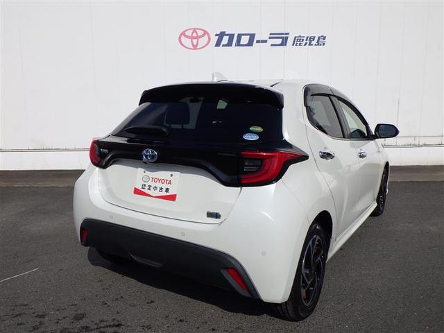 ヤリス ハイブリッドＺ　１００Ｖ　ＰＣＳ　整備記録簿　地デジ　ＡＷ　Ｂカメラ　ドラレコ付　ＬＥＤランプ　スマキー　ＥＴＣ付き　メディアプレイヤー接続　ナビＴＶ　ＶＳＣ　パワステ　クルコン　カーテンエアバック　キーフリー（16枚目）