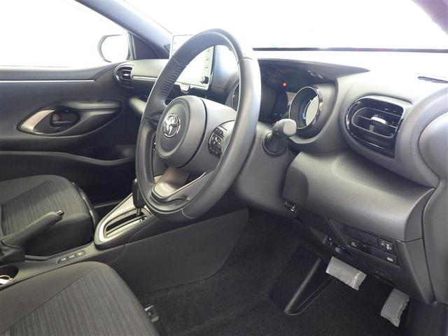 ヤリス ハイブリッドＺ　１００Ｖ　ＰＣＳ　整備記録簿　地デジ　ＡＷ　Ｂカメラ　ドラレコ付　ＬＥＤランプ　スマキー　ＥＴＣ付き　メディアプレイヤー接続　ナビＴＶ　ＶＳＣ　パワステ　クルコン　カーテンエアバック　キーフリー（33枚目）