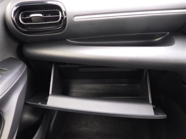 ヤリス Ｚ　サイドＳＲＳ　ＡＡＣ　エアロ　バックモニタ　スマキー　横滑防止装置　キーフリー　アルミ　ＬＥＤランプ　パワーウインドウ　定期点検記録簿　助手席エアバック　クルコン　エアバッグ　パワーステアリング　ナビ（25枚目）