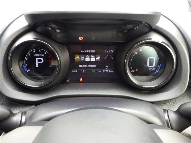 ヤリス Ｚ　サイドＳＲＳ　ＡＡＣ　エアロ　バックモニタ　スマキー　横滑防止装置　キーフリー　アルミ　ＬＥＤランプ　パワーウインドウ　定期点検記録簿　助手席エアバック　クルコン　エアバッグ　パワーステアリング　ナビ（28枚目）