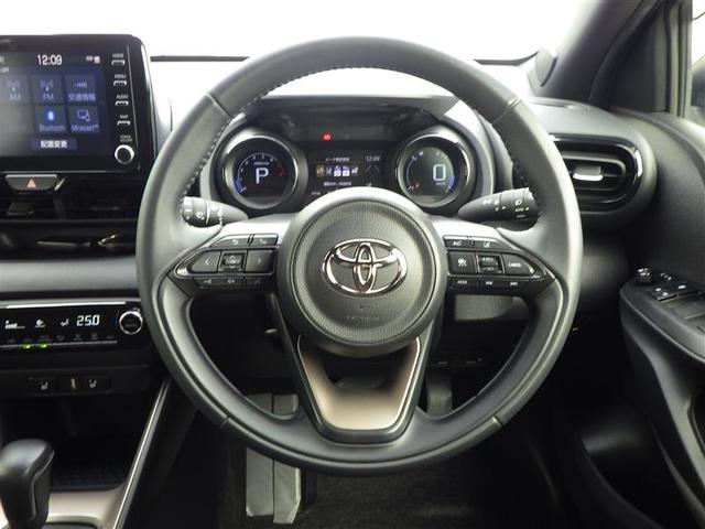 ヤリス Ｚ　サイドＳＲＳ　ＡＡＣ　エアロ　バックモニタ　スマキー　横滑防止装置　キーフリー　アルミ　ＬＥＤランプ　パワーウインドウ　定期点検記録簿　助手席エアバック　クルコン　エアバッグ　パワーステアリング　ナビ（30枚目）