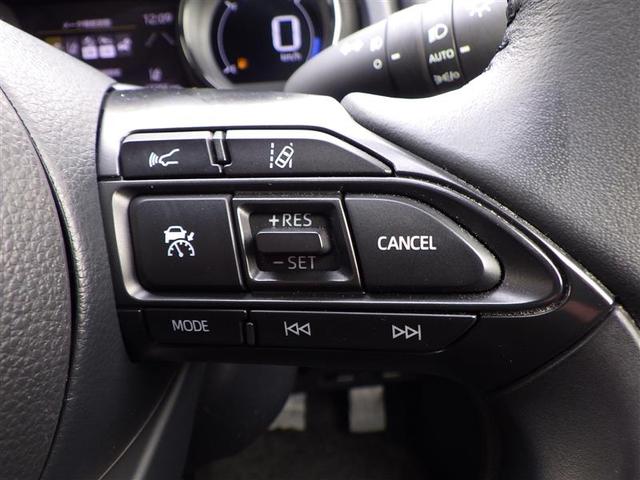 ヤリス Ｚ　サイドＳＲＳ　ＡＡＣ　エアロ　バックモニタ　スマキー　横滑防止装置　キーフリー　アルミ　ＬＥＤランプ　パワーウインドウ　定期点検記録簿　助手席エアバック　クルコン　エアバッグ　パワーステアリング　ナビ（32枚目）