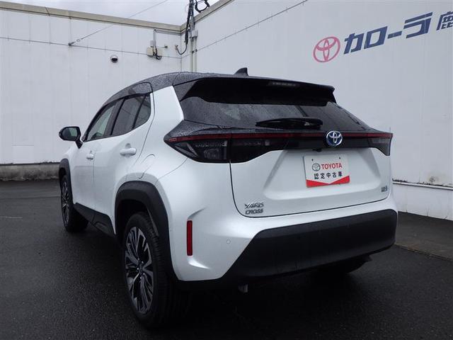 ヤリスクロス ハイブリッドＺ　ドライブレコーダ　インテリジェントキー　アルミホイル　ＬＥＤライト　１オ－ナ－　リアカメラ　クルーズコントロール　整備記録簿　横滑り防止システム　電動シ－ト　パワステ　オートエアコン　キーフリー（16枚目）