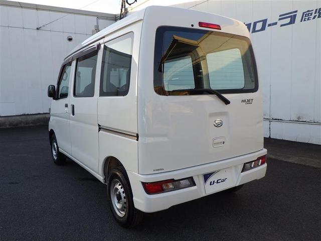 当店中古車は、トヨタのクリーニング技術により、内外装ともに丁寧に仕上げております。エンジンルームもピカピカ！