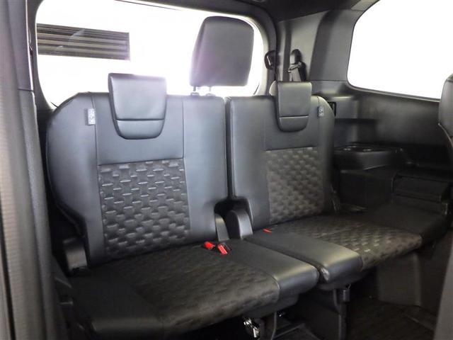 ヴォクシー ハイブリッドＳ－Ｚ　パワーウィンドウ　インテリキー　横滑防止装置　アクティブクルーズコントロール　１オナ　フルオートエアコン　ナビ　リアカメラ　エアバッグ　ＡＢＳ　１００Ｖ充電　ＷＡＣ　アルミホイール　キーレス　ＰＳ（36枚目）