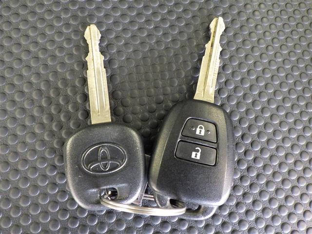 プロボックス ハイブリッドＤＸ　コンフォート　ＤＶＤ　ＥＴＣ車載器　運転席パワーウインドウ　キーレスエントリー　エアバック　パワステ　Ｗエアバック　衝突軽減装置　エアコン　ナビ　ＥＳＣ　メモリ－ナビ　ＡＢＳ　記録簿（11枚目）