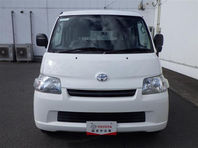 タウンエースバン GL 運転席助手席エアバック ワイヤレスキー パワーウィンドー エアバック ABS付 パワステ エアコン AUX(16枚目)