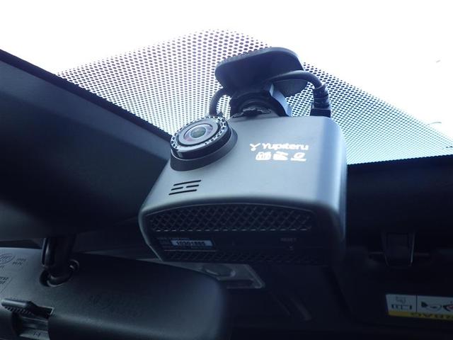 ノア Ｓｉ　ダブルバイビー　クルーズＣ　ブレーキサポート　エアコン　１オーナー　ウォークスルー　ＬＥＤライト　ナビ＆ＴＶ　横滑防止装置　ＷＡＣ　アルミホイール　パワーウインドウ　フルセグ　盗難防止　ＤＶＤ再生可　メモリーナビ（10枚目）