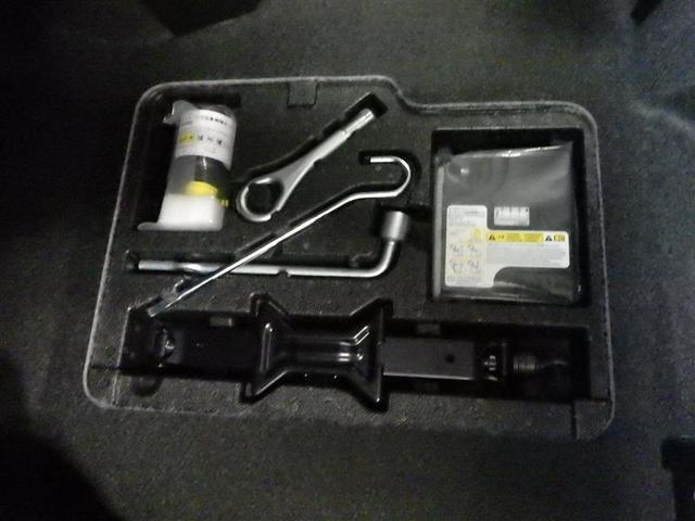 ルーミー カスタムG アイドリング 両側電動SD LEDヘット バックビューモニター 衝突回避ブレーキ 地デジ スマートキー メモリナビ クルーズコントロール 点検記録簿 DVD ETC ドライブレコーダー 1オーナー(38枚目)