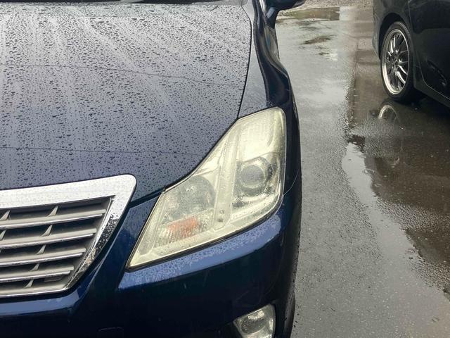 クラウン ロイヤルサルーン スペシャルナビパッケージ ETC オートクルーズコントロール バックカメラ ナビ TV アルミホイール オートライト HID AT スマートキー 電動格納ミラー 盗難防止システム CD DVD再生 USB(25枚目)