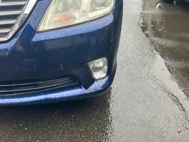 クラウン ロイヤルサルーン スペシャルナビパッケージ ETC オートクルーズコントロール バックカメラ ナビ TV アルミホイール オートライト HID AT スマートキー 電動格納ミラー 盗難防止システム CD DVD再生 USB(26枚目)