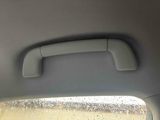 クラウン ロイヤルサルーン スペシャルナビパッケージ ETC オートクルーズコントロール バックカメラ ナビ TV アルミホイール オートライト HID AT スマートキー 電動格納ミラー 盗難防止システム CD DVD再生 USB(49枚目)