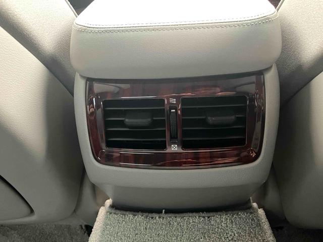 クラウン ロイヤルサルーン スペシャルナビパッケージ ETC オートクルーズコントロール バックカメラ ナビ TV アルミホイール オートライト HID AT スマートキー 電動格納ミラー 盗難防止システム CD DVD再生 USB(68枚目)