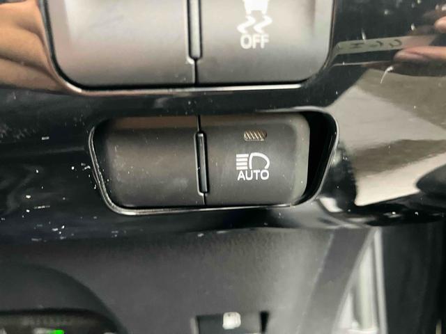 プリウス S ドライブレコーダー ETC レーンアシスト オートクルーズコントロール バックカメラ ナビ TV アルミホイール オートマチックハイビーム オートライト LEDヘッドランプ CVT スマートキー(60枚目)